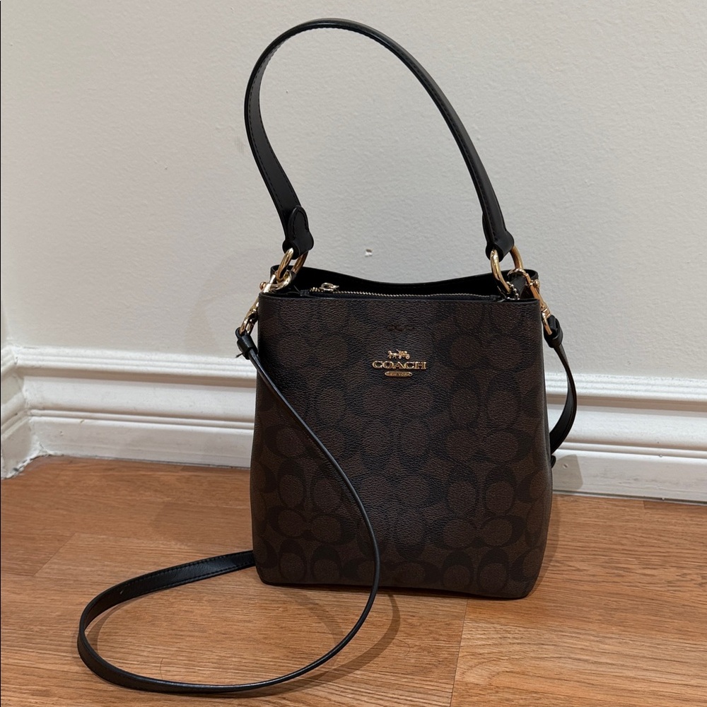 Coach Black and Brown Signature Shoulder Bag